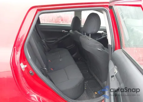 2012 Toyota Matrix L z USA, uszkodzony, nr VIN 2T1KU4EEXCC763811